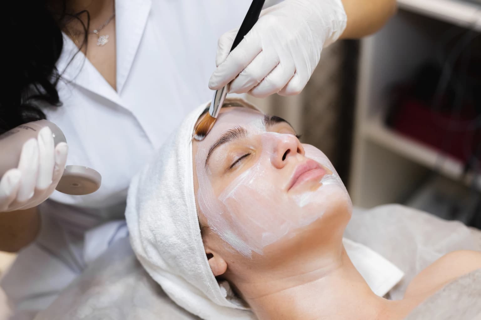 Facial Services | Rupi Beauty Studio