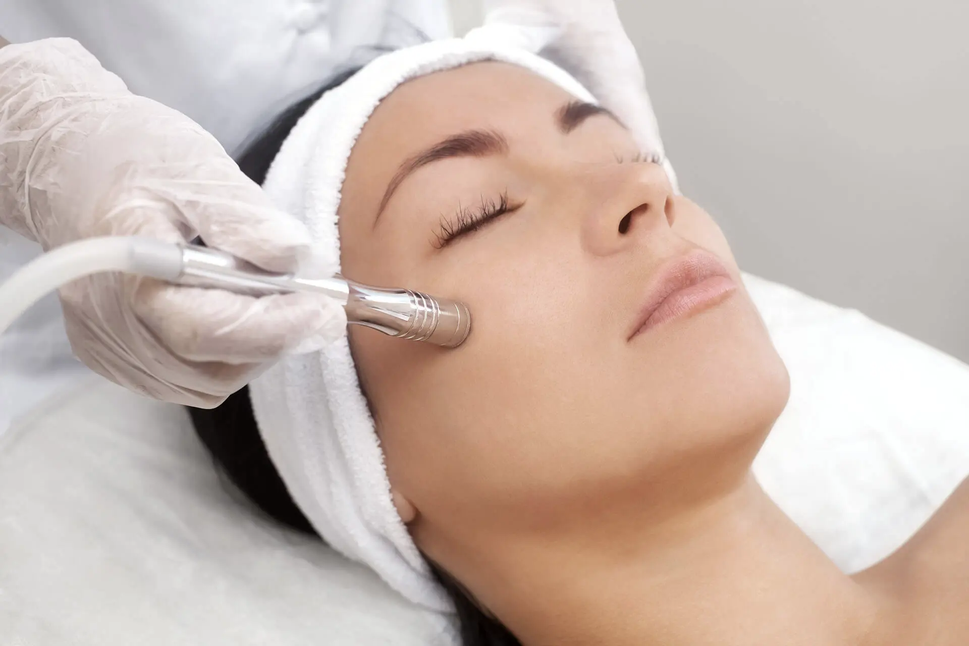 Microdermabrasion | Rupi Beauty Studio