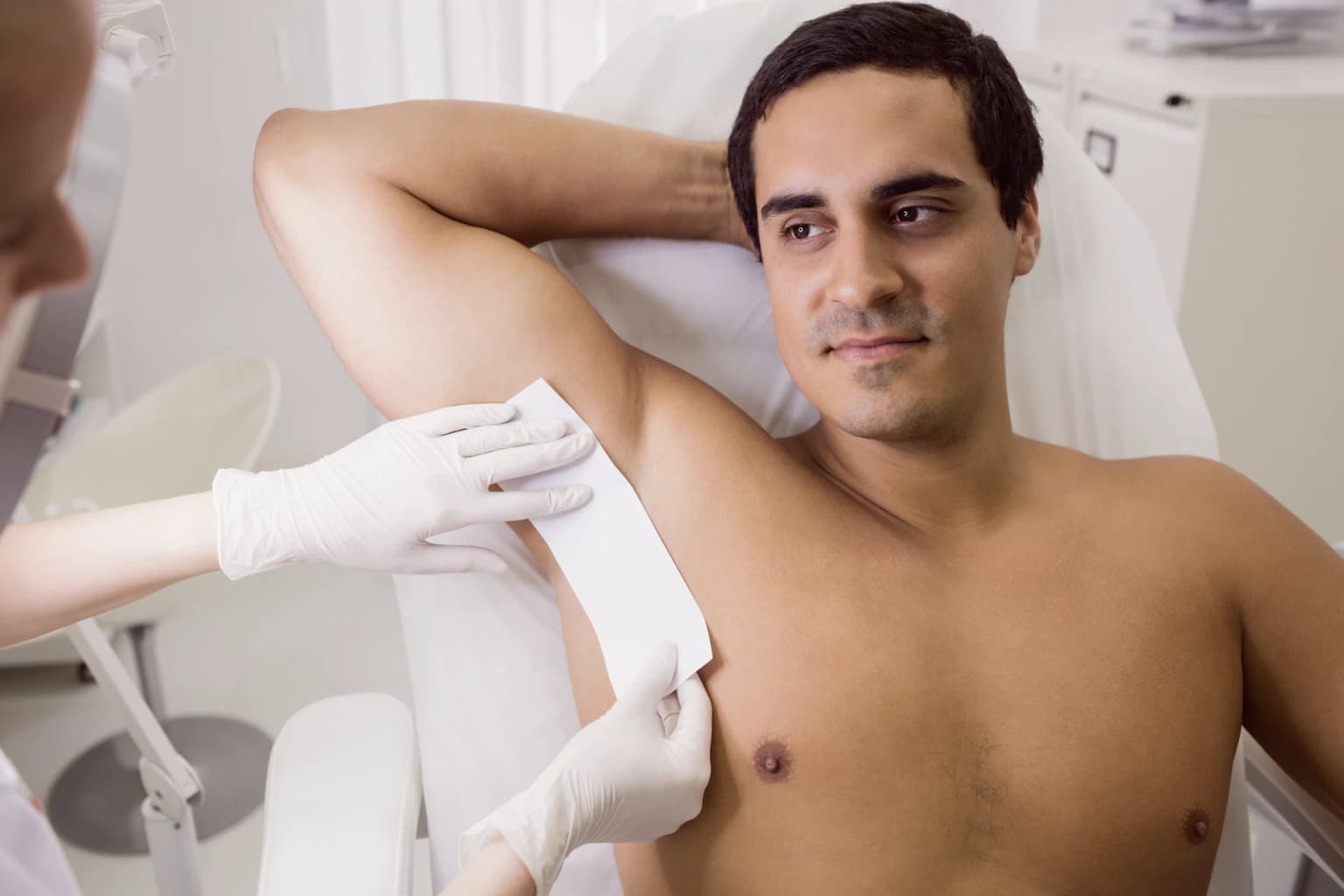 Men's Underarm Arm Waxing | Rupi Beauty Studio